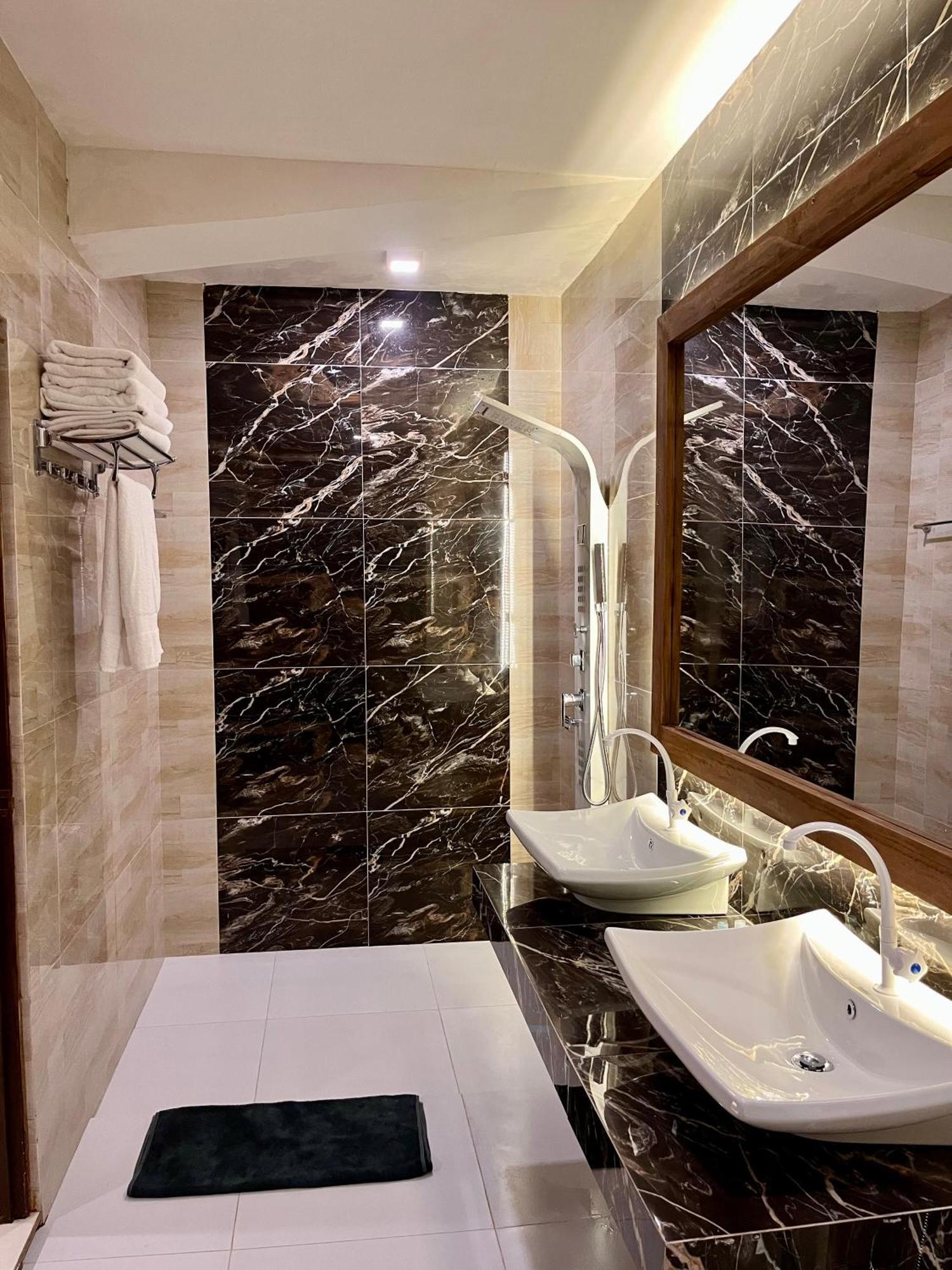 Sundaras Infinity Jungle Resort ดัมบูลลา ภายนอก รูปภาพ