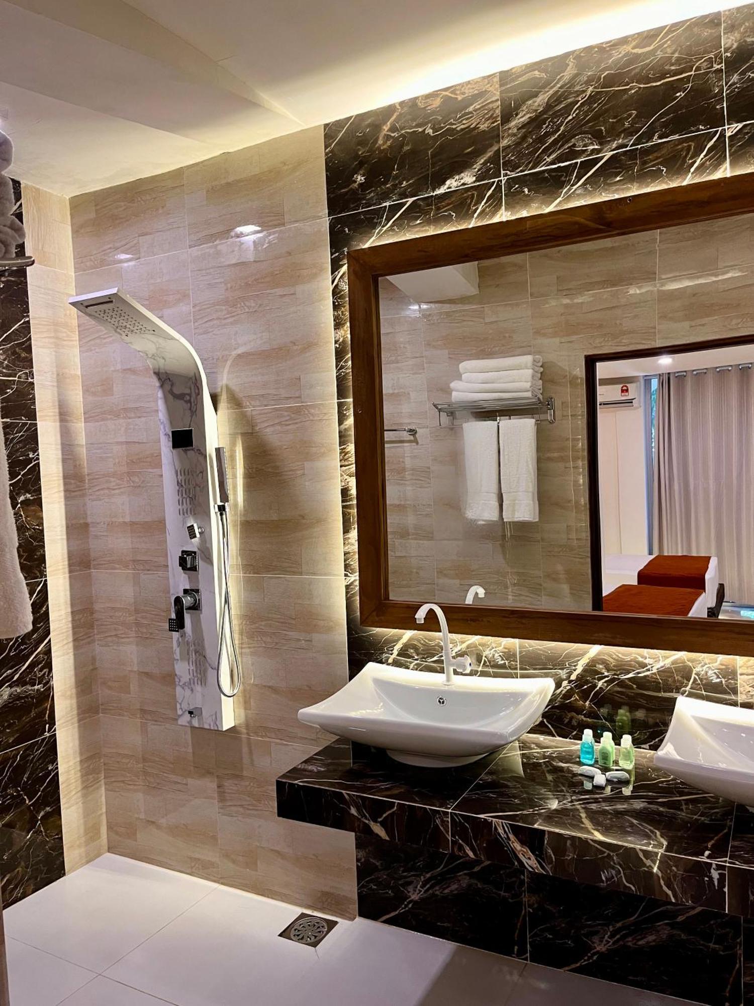 Sundaras Infinity Jungle Resort ดัมบูลลา ภายนอก รูปภาพ